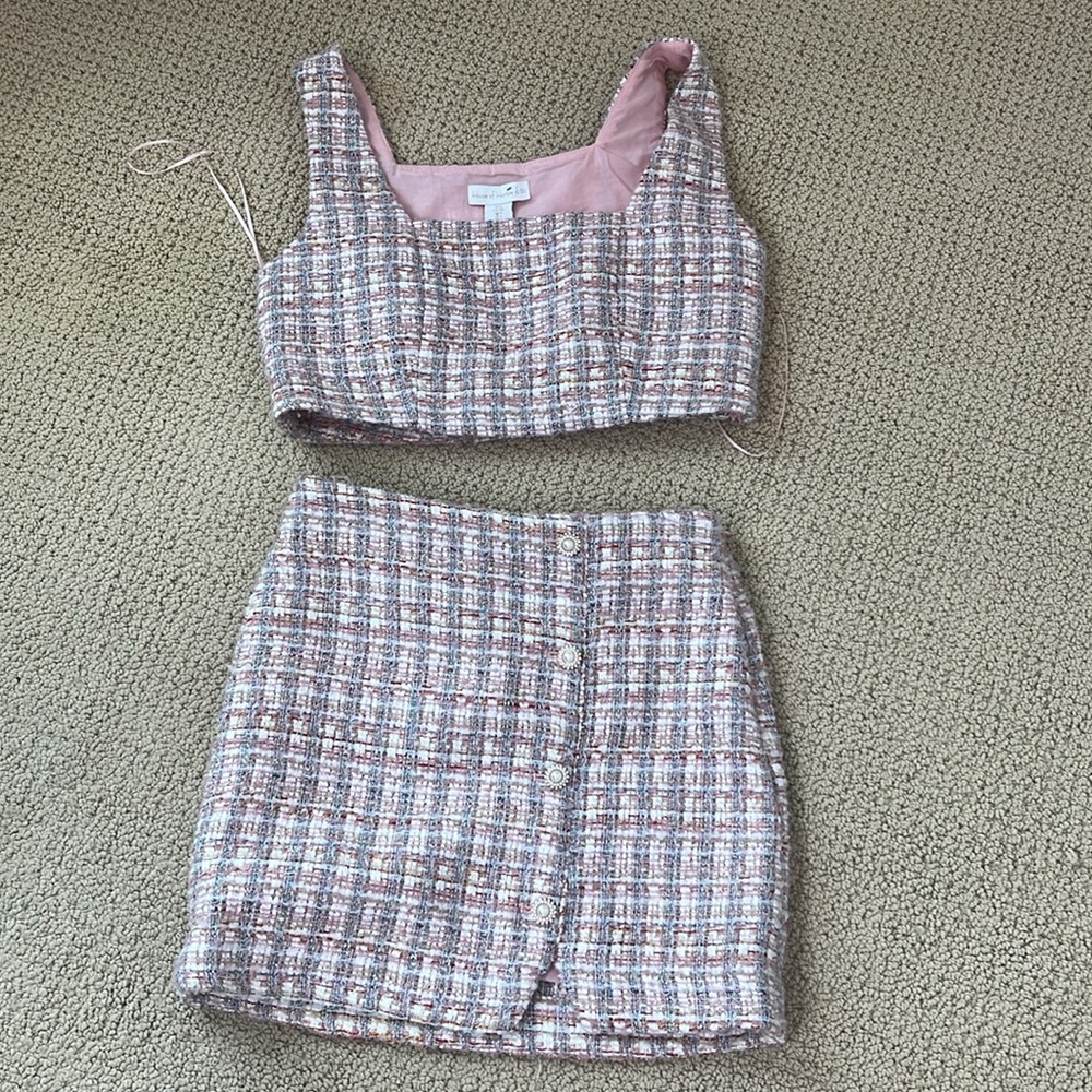 House of Harlow 1960 Pink and Cream Skirt Set